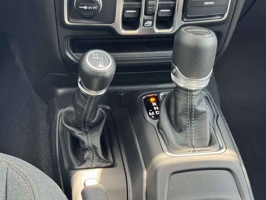 New 2026 Jeep Gladiator Sport AWD/4WD image 21