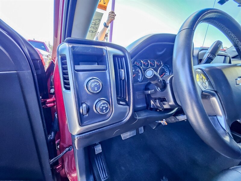 Used 2017 Chevrolet Silverado 1500 LT w/ All Star Edition AWD/4WD image 20