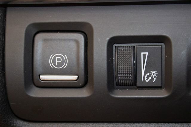 Used 2023 Cadillac XT4 Premium Luxury image 35