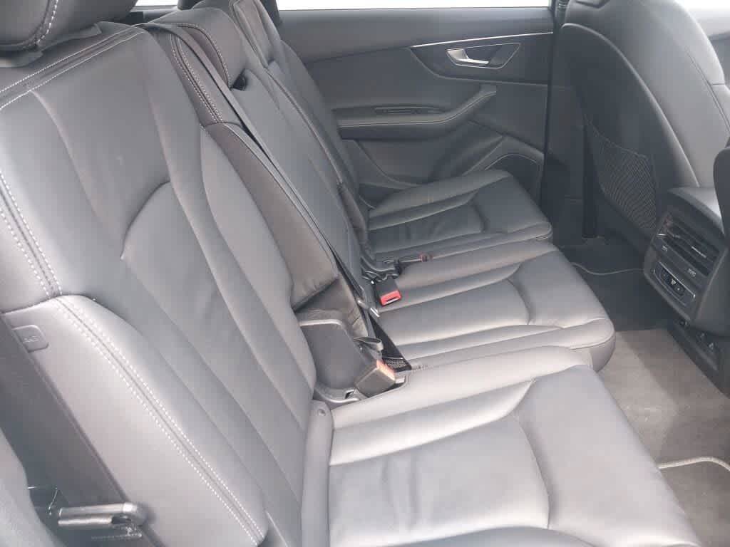 Used 2025 Audi Q7 3.0T Premium Plus AWD/4WD image 26