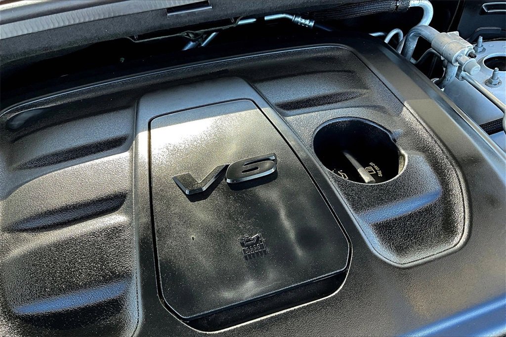 Used 2020 Dodge Durango GT image 35