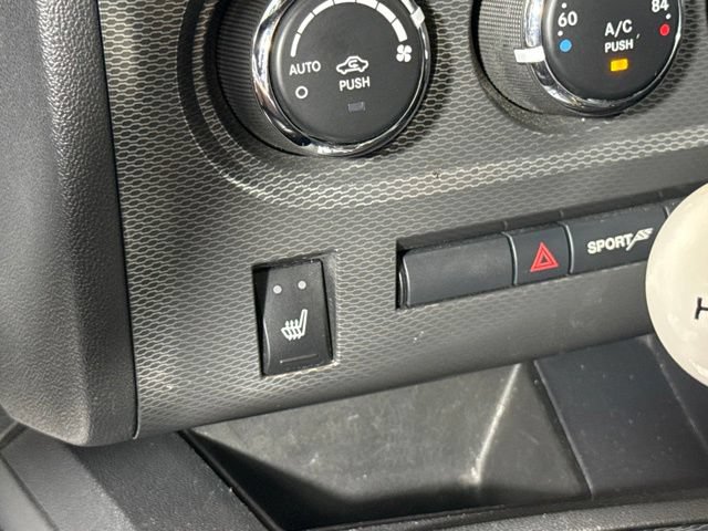 Used 2013 Dodge Challenger R/T RWD image 25