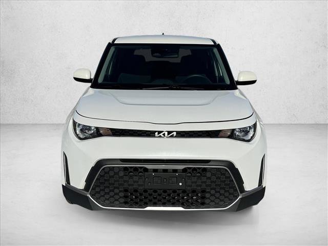 Used 2023 Kia Soul LX w/ LX Technology Package image 2