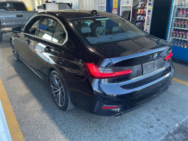 Used 2021 BMW 330i Sedan image 4