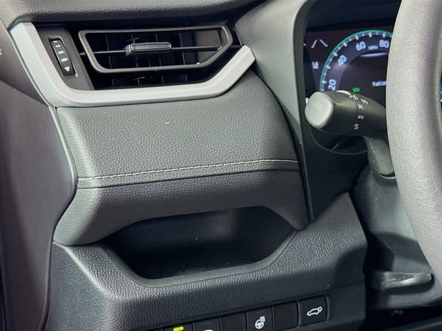 Used 2023 Toyota RAV4 XLE w/ Convenience Package FWD image 20