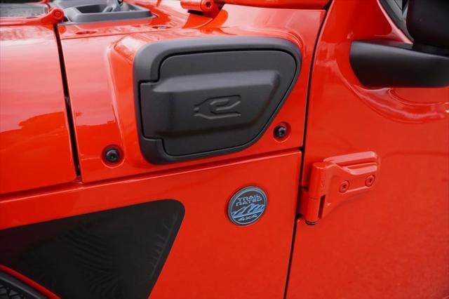 Certified 2025 Jeep Wrangler Unlimited Sahara AWD/4WD image 14