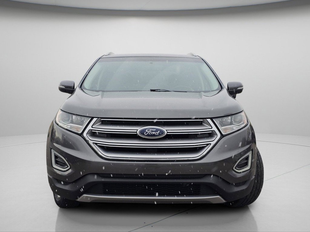Used 2016 Ford Edge Titanium w/ Technology Package image 3