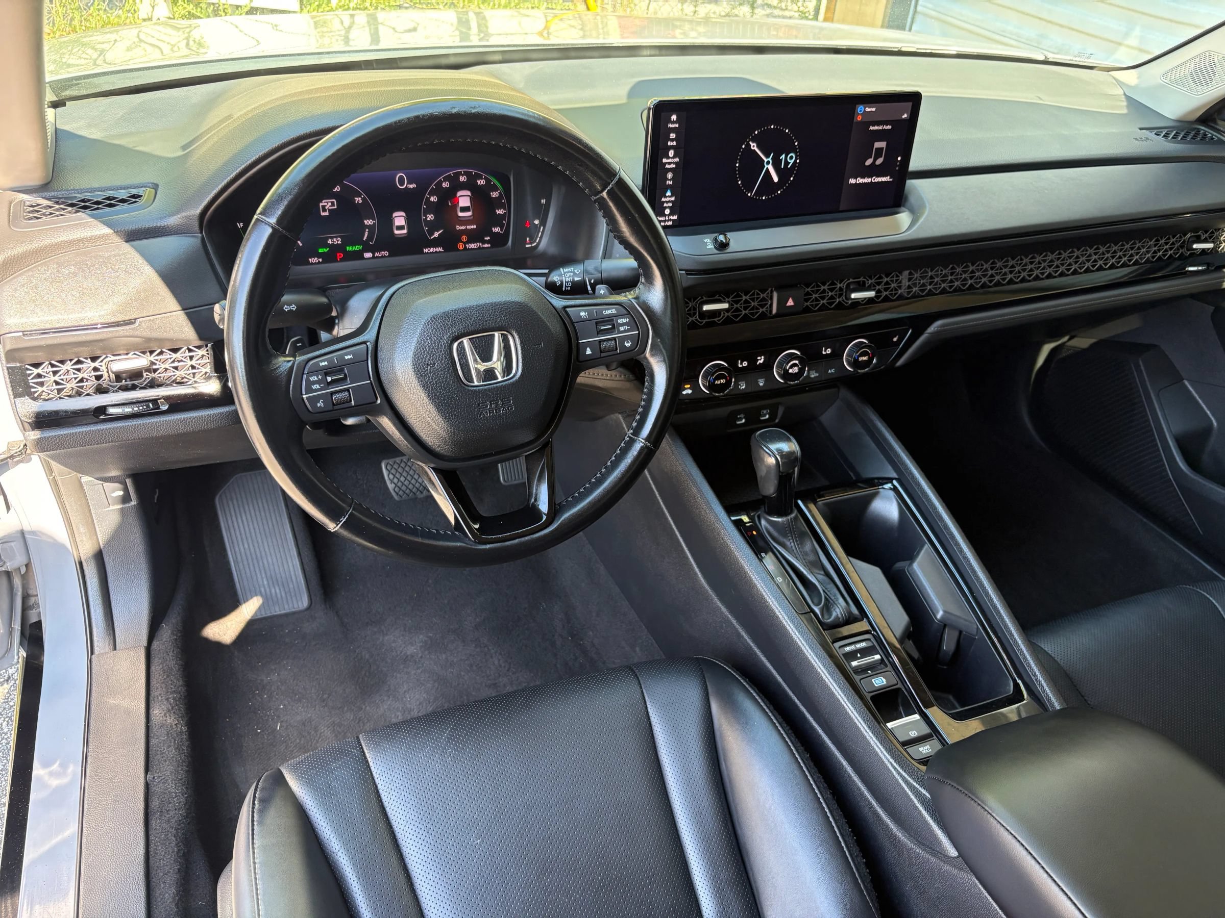 Used 2023 Honda Accord EX-L image 5