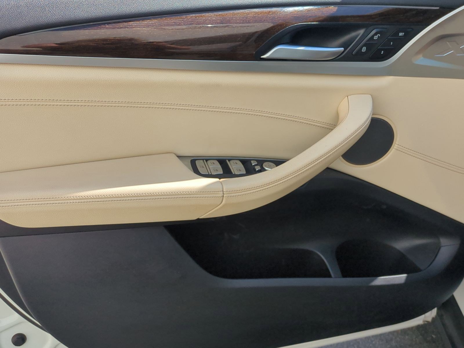 Used 2021 BMW X3 xDrive30i w/ Executive Package image 14