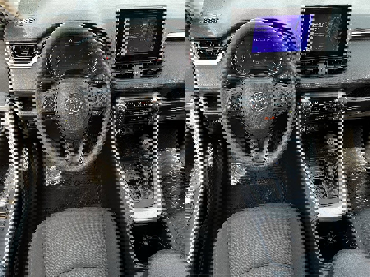 Used 2024 Toyota RAV4 XLE image 10