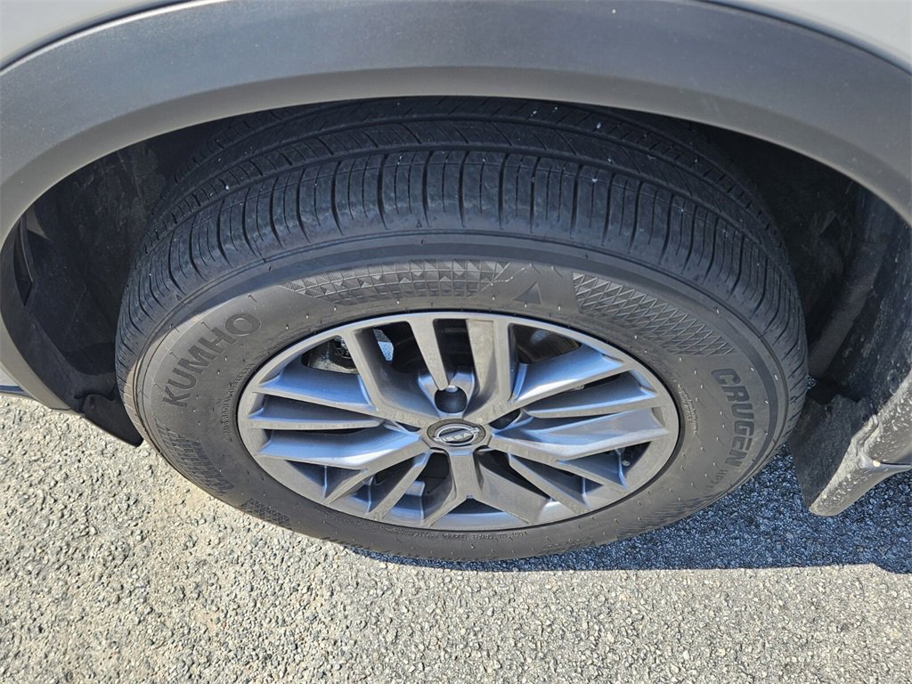 Certified 2025 Nissan Rogue S image 17