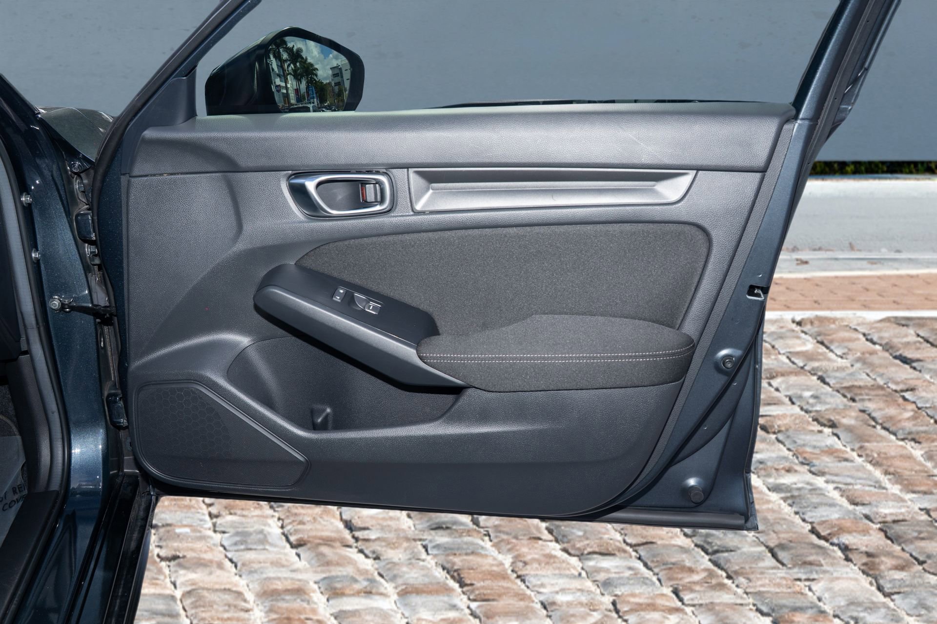 Used 2025 Honda Civic Sport image 12