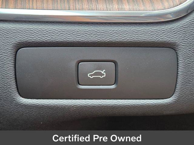Used 2024 Volvo XC60 B5 Ultimate w/ Protection Package Premier AWD/4WD image 30