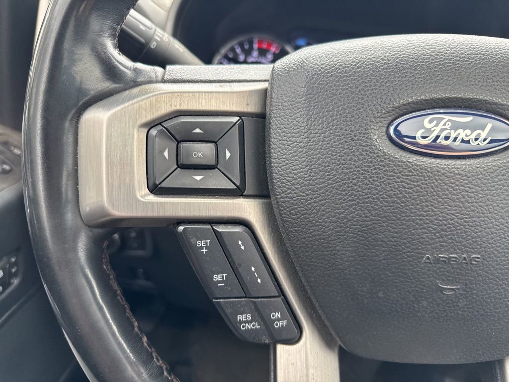 Used 2022 Ford F350 Platinum image 16