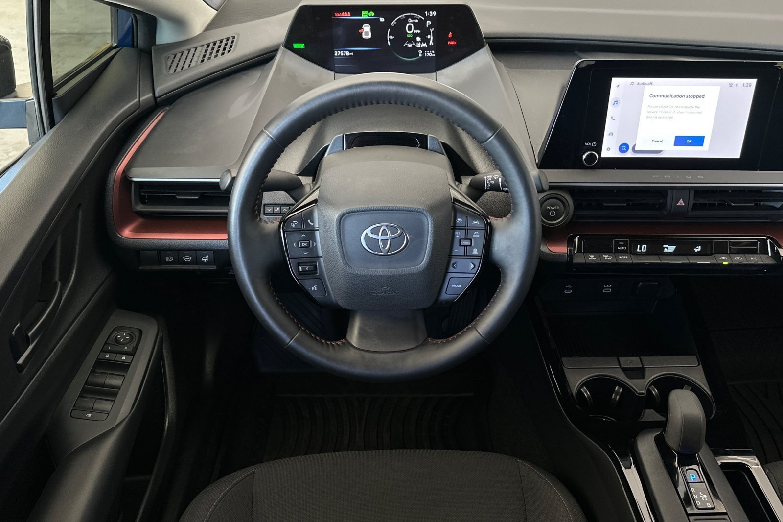 Certified 2025 Toyota Prius Plug-In Hybrid FWD image 13