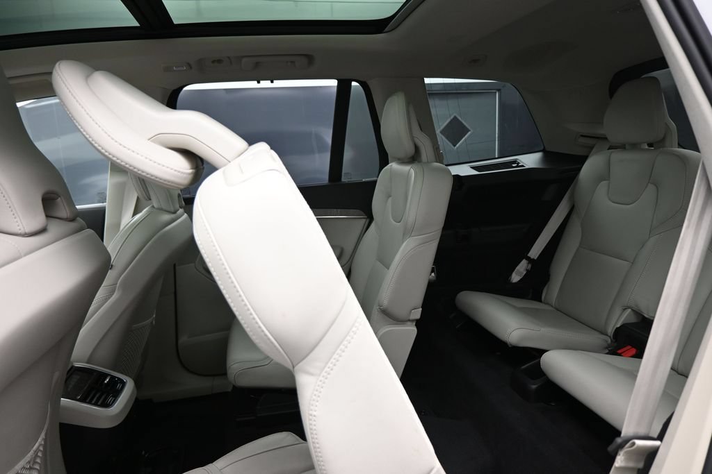 Used 2024 Volvo XC90 B6 Ultimate AWD/4WD image 29