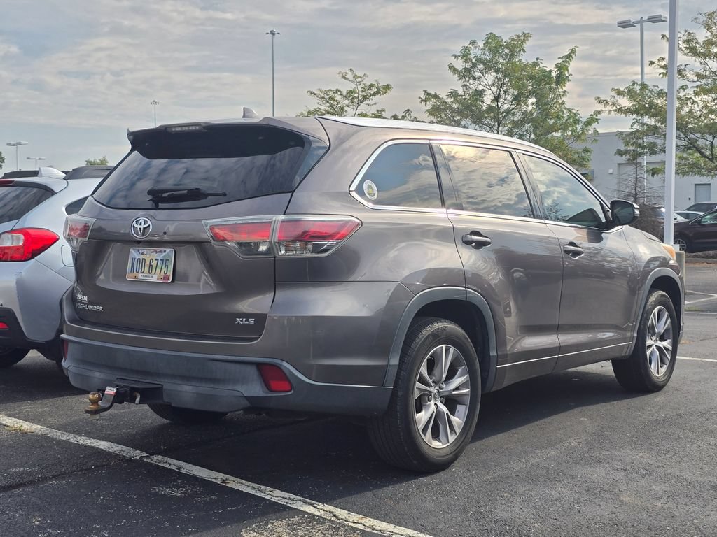 Used 2014 Toyota Highlander XLE FWD image 7