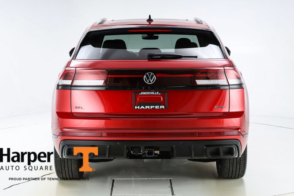 Used 2025 Volkswagen Atlas Cross Sport SEL R-Line image 8