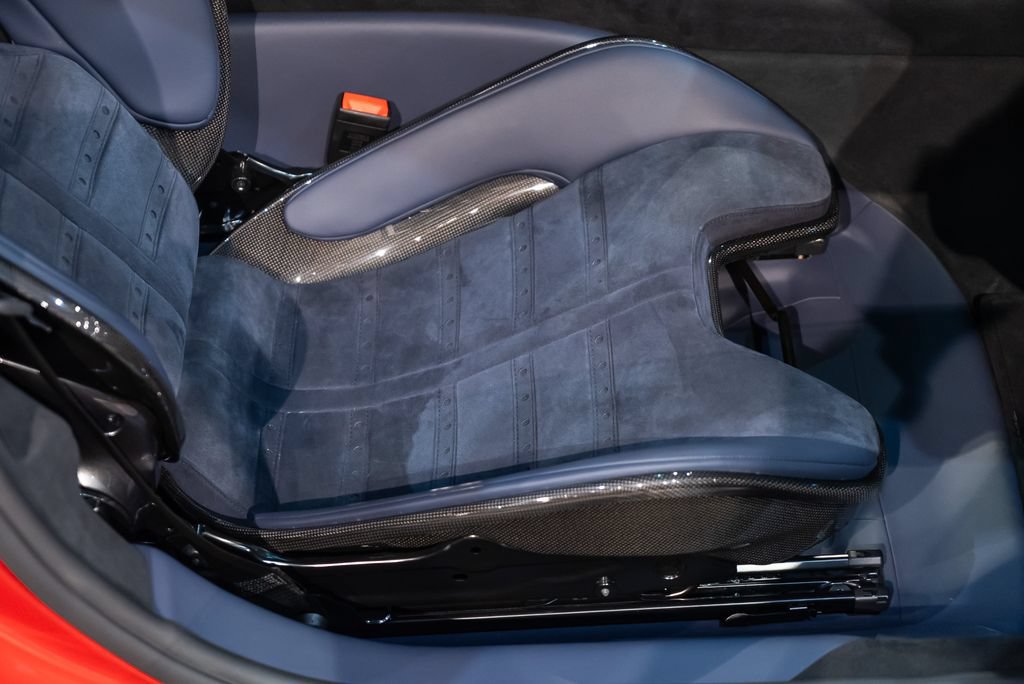 Certified 2025 Ferrari 12Cilindri RWD image 39