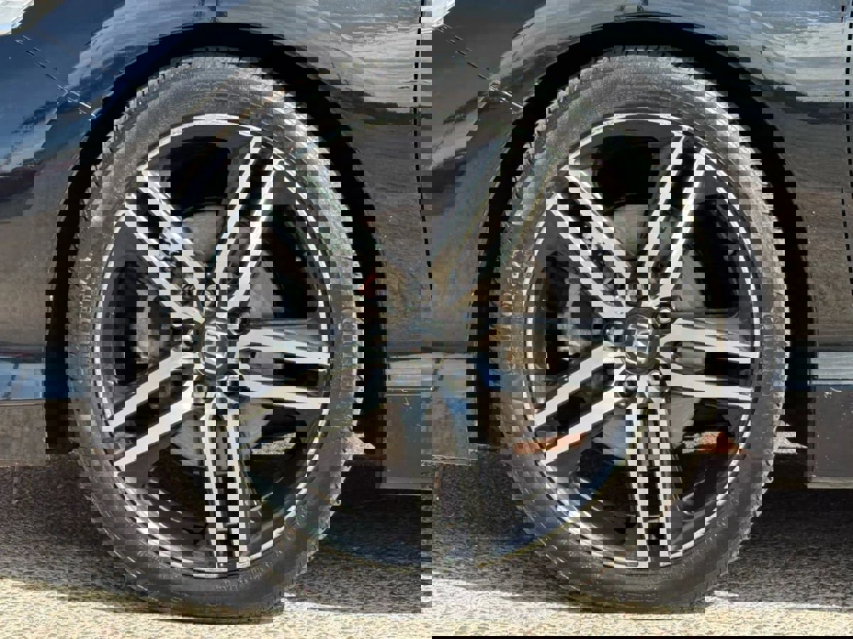 Used 2016 Honda Accord Touring image 28