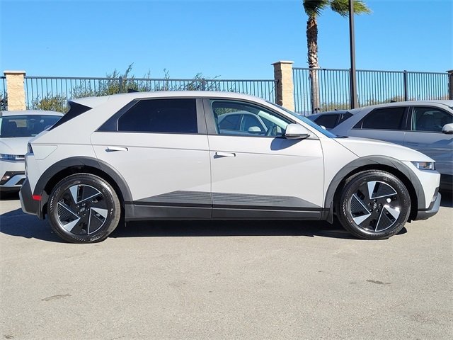 New 2026 Hyundai Ioniq 5 SE image 26