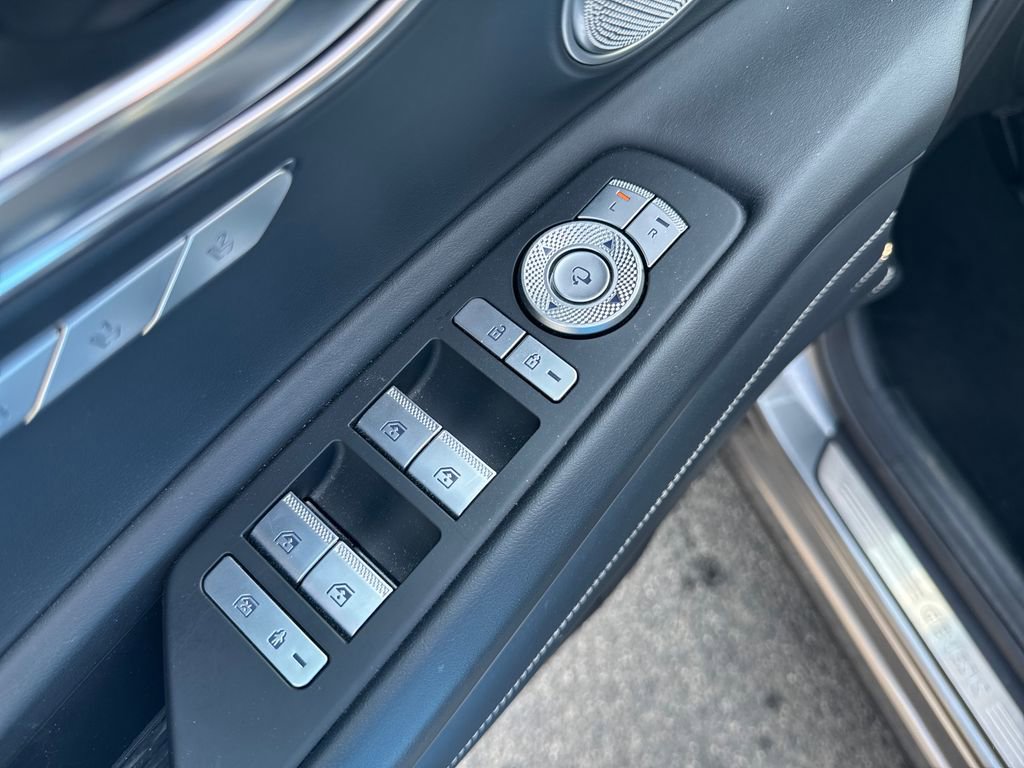 Used 2024 Genesis GV80 3.5T w/ Prestige Package image 15