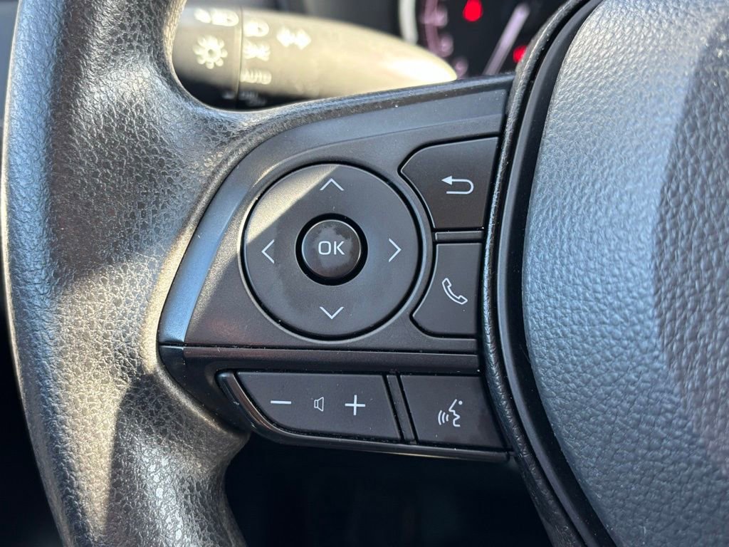 Used 2024 Toyota RAV4 XLE image 21