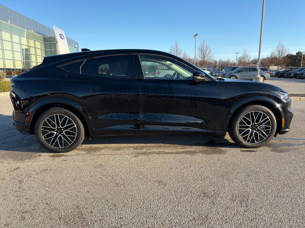 Used 2024 Ford Mustang Mach-E Premium image 8