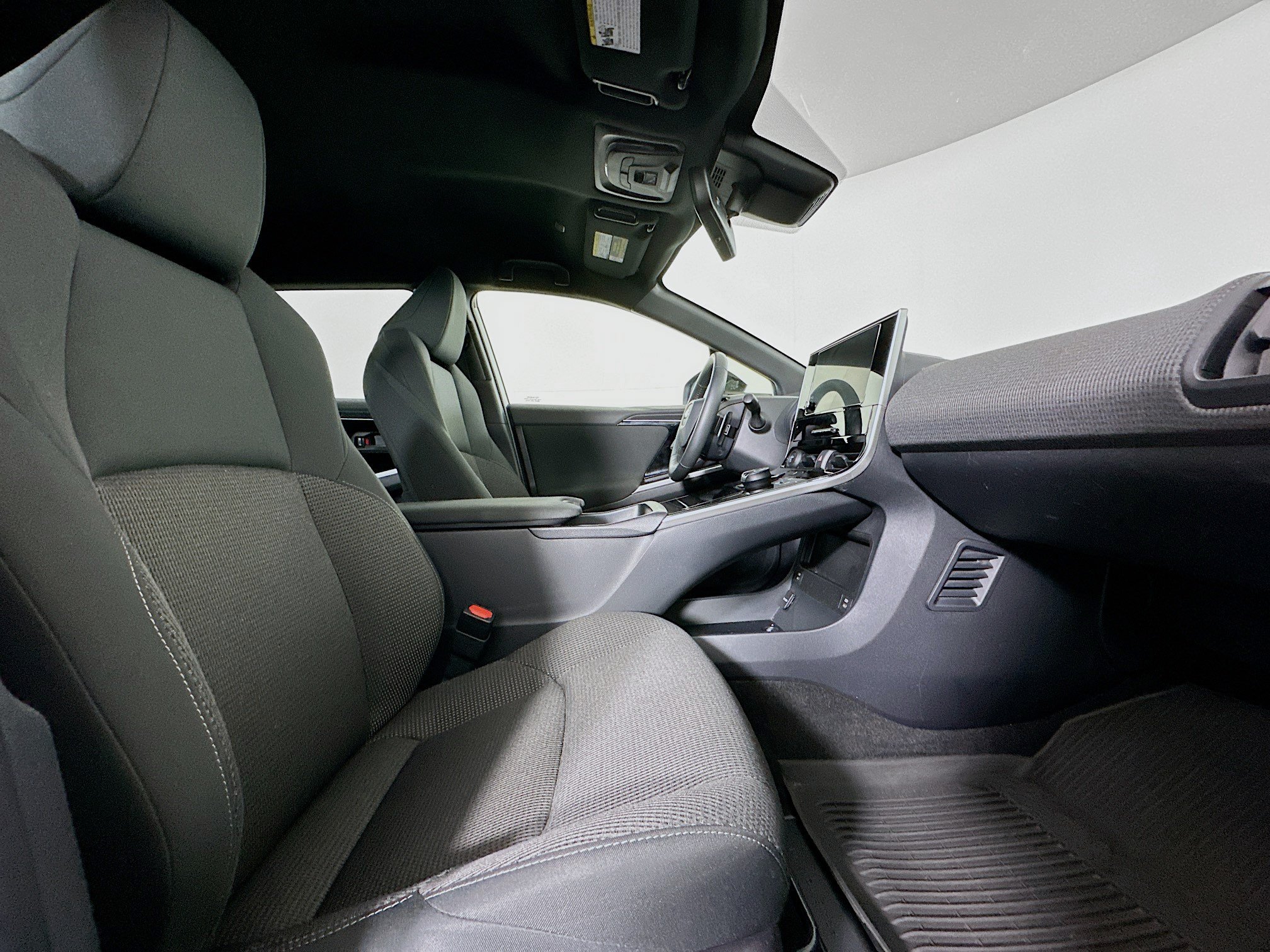 Used 2023 Subaru Solterra AWD image 30