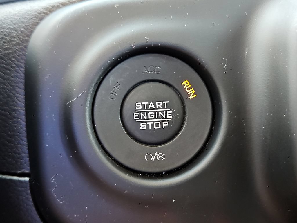 Used 2020 Jeep Wrangler Unlimited Rubicon w/ Quick Order Package 28Y Recon AWD/4WD image 25
