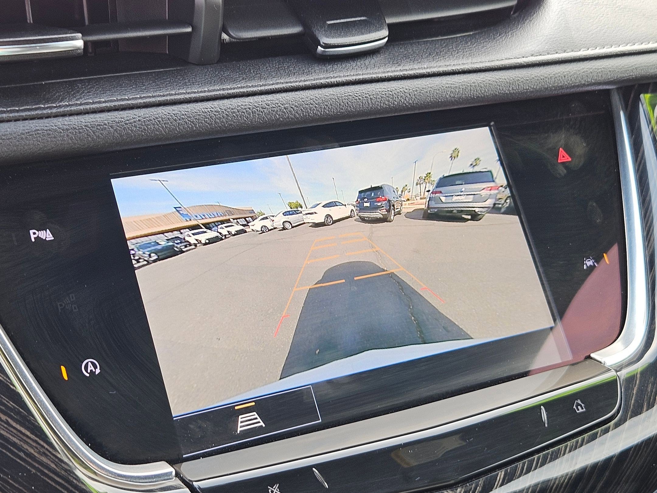 Used 2022 Cadillac XT6 Premium Luxury FWD image 19