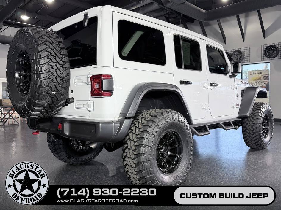 Used 2024 Jeep Wrangler Unlimited Rubicon w/ Technology Group AWD/4WD image 15