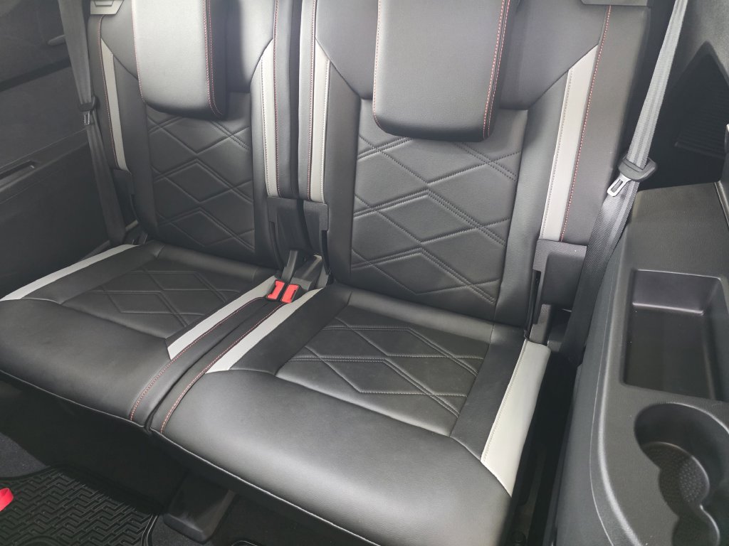 New 2026 Volkswagen Atlas Peak Edition AWD/4WD image 26