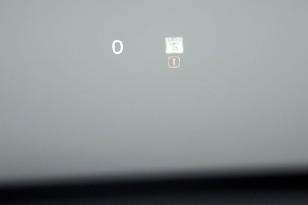 Certified 2023 Volvo XC90 T8 Ultimate w/ Lounge Package image 34