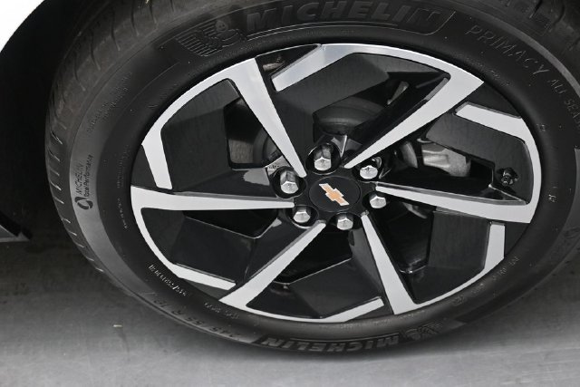 Certified 2024 Chevrolet Equinox EV LT w/ LPO, All-Weather Mat Package FWD image 35
