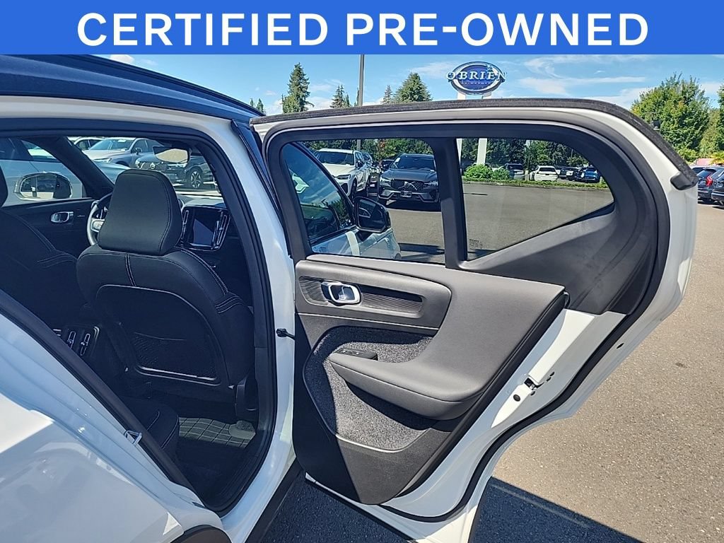 Used 2024 Volvo XC40 Recharge Ultimate w/ Protection Package Premier AWD/4WD image 17