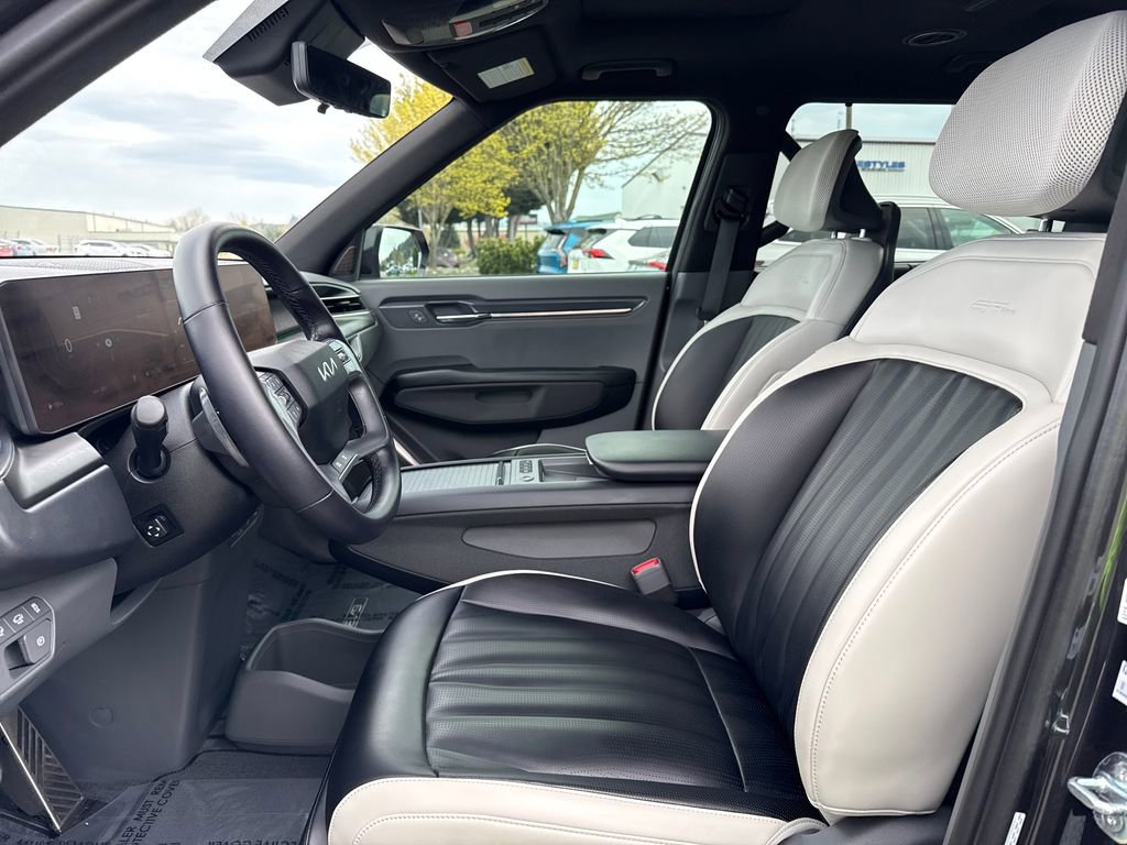 Certified 2024 Kia EV9 GT-Line image 18