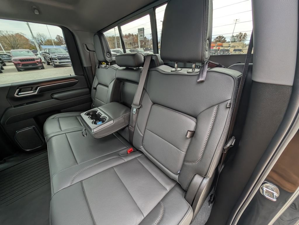 Used 2024 GMC Sierra 2500 Denali w/ Denali Reserve Package image 21