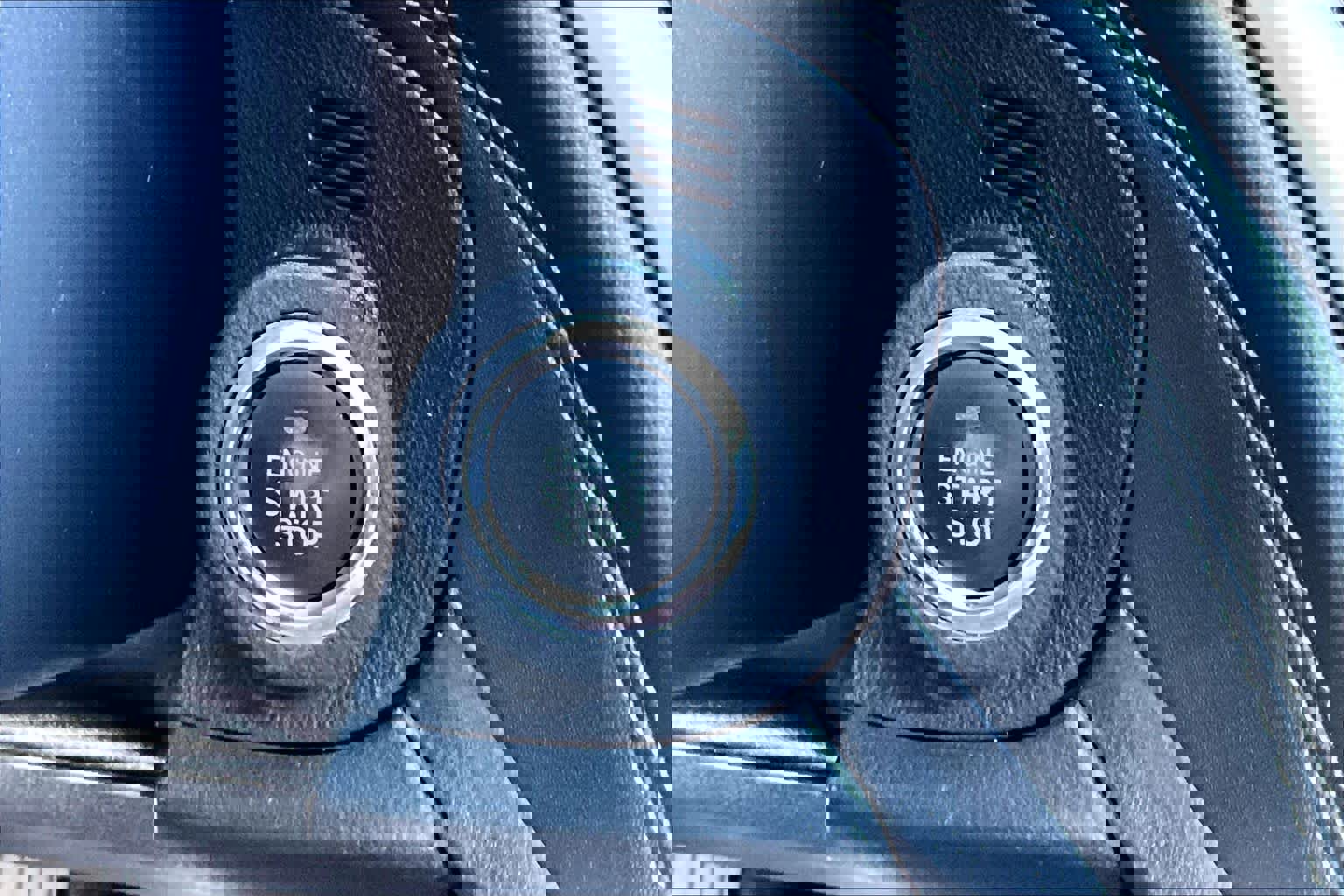 Used 2023 Subaru Outback Premium image 34