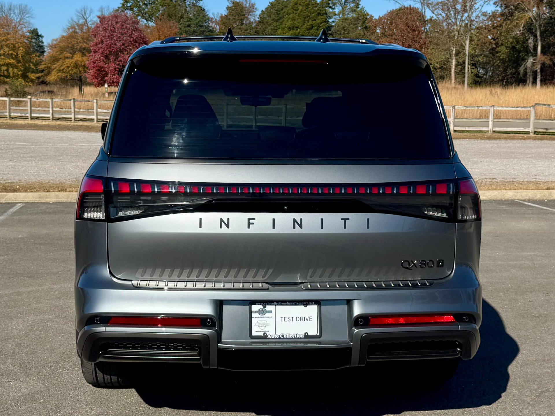 Used 2025 INFINITI QX80 Autograph w/ Autograph Exterior Package image 6