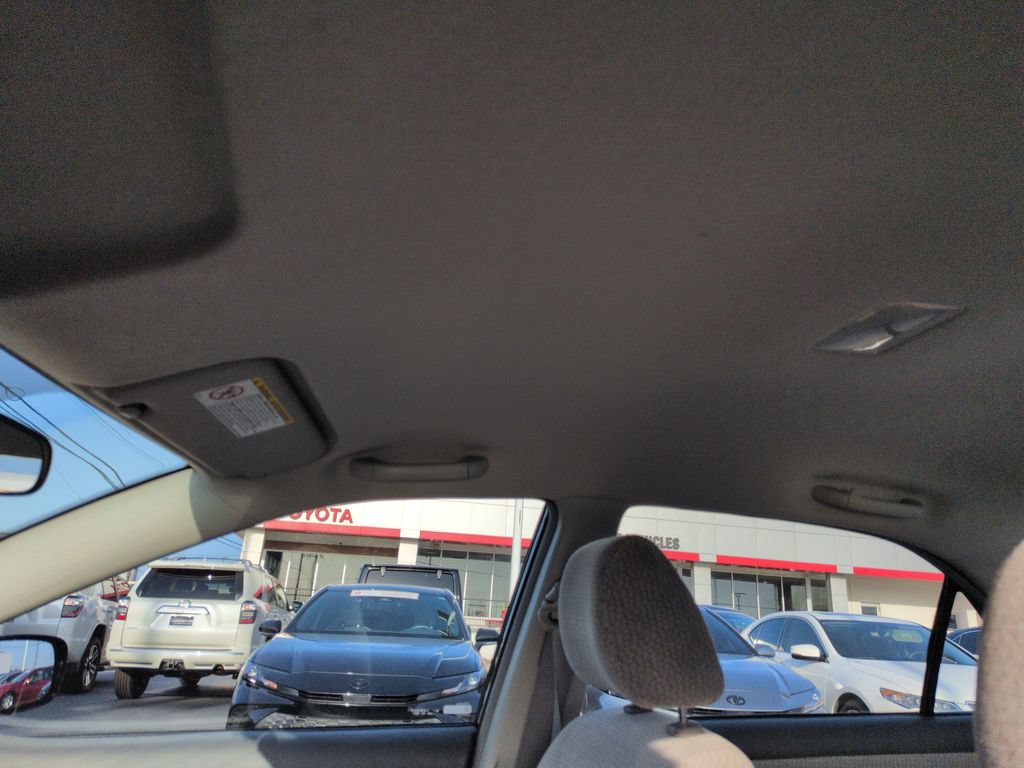Used 2004 Toyota Corolla LE FWD image 20