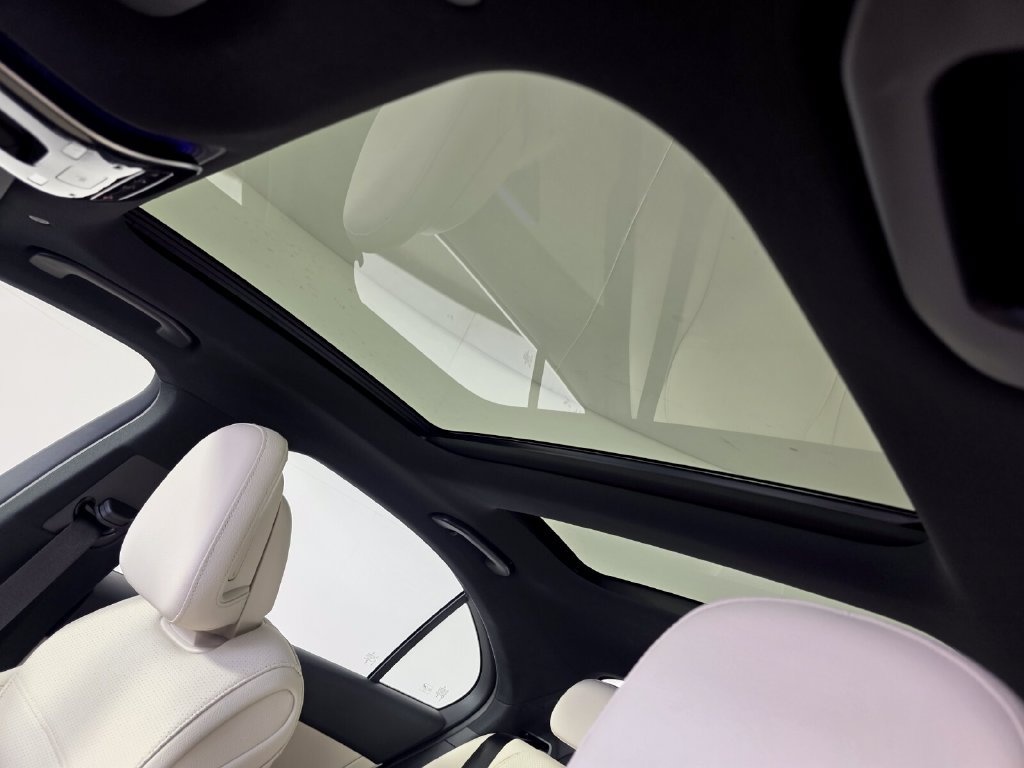 Certified 2024 Mercedes-Benz C 300 Sedan image 24