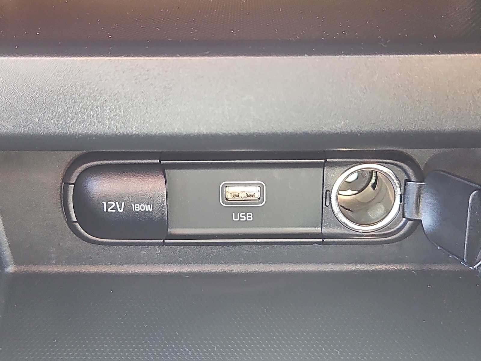 Used 2025 Kia Seltos LX AWD/4WD image 16