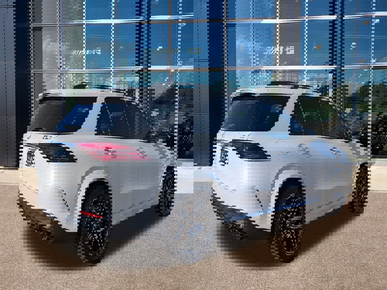 New 2026 Mercedes-Benz GLE 53 AMG 4MATIC image 5