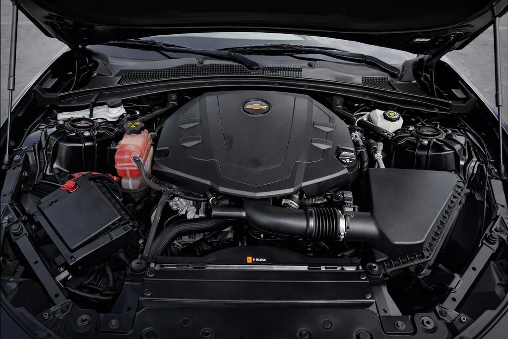 Used 2017 Chevrolet Camaro LT image 5