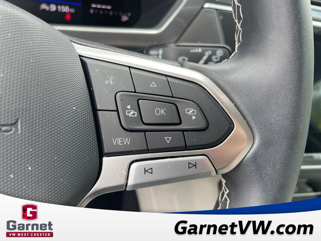 Certified 2023 Volkswagen Tiguan SE FWD image 36