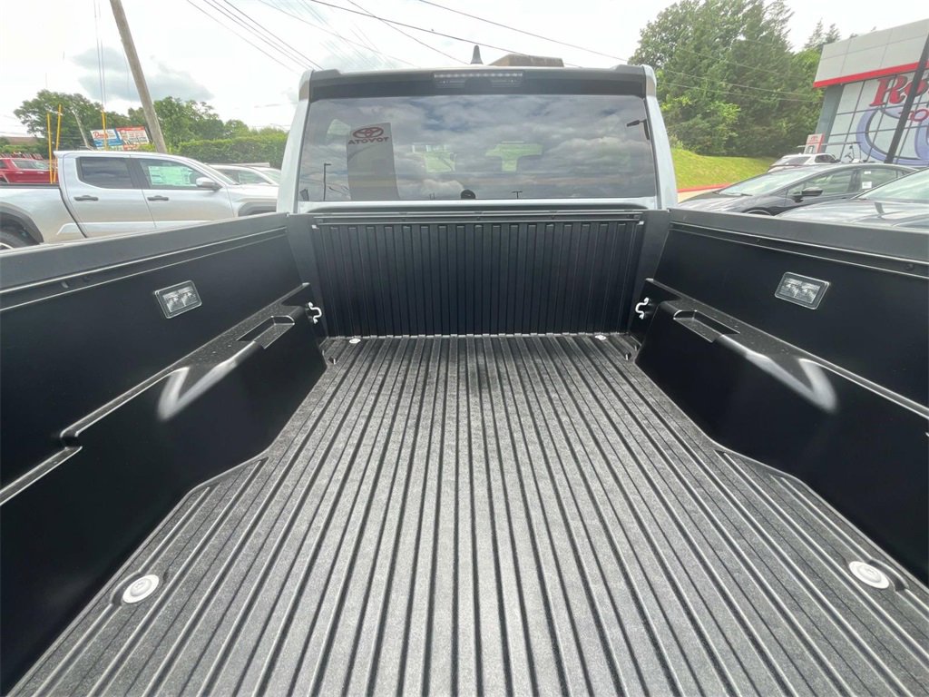 New 2025 Toyota Tacoma SR5 image 10