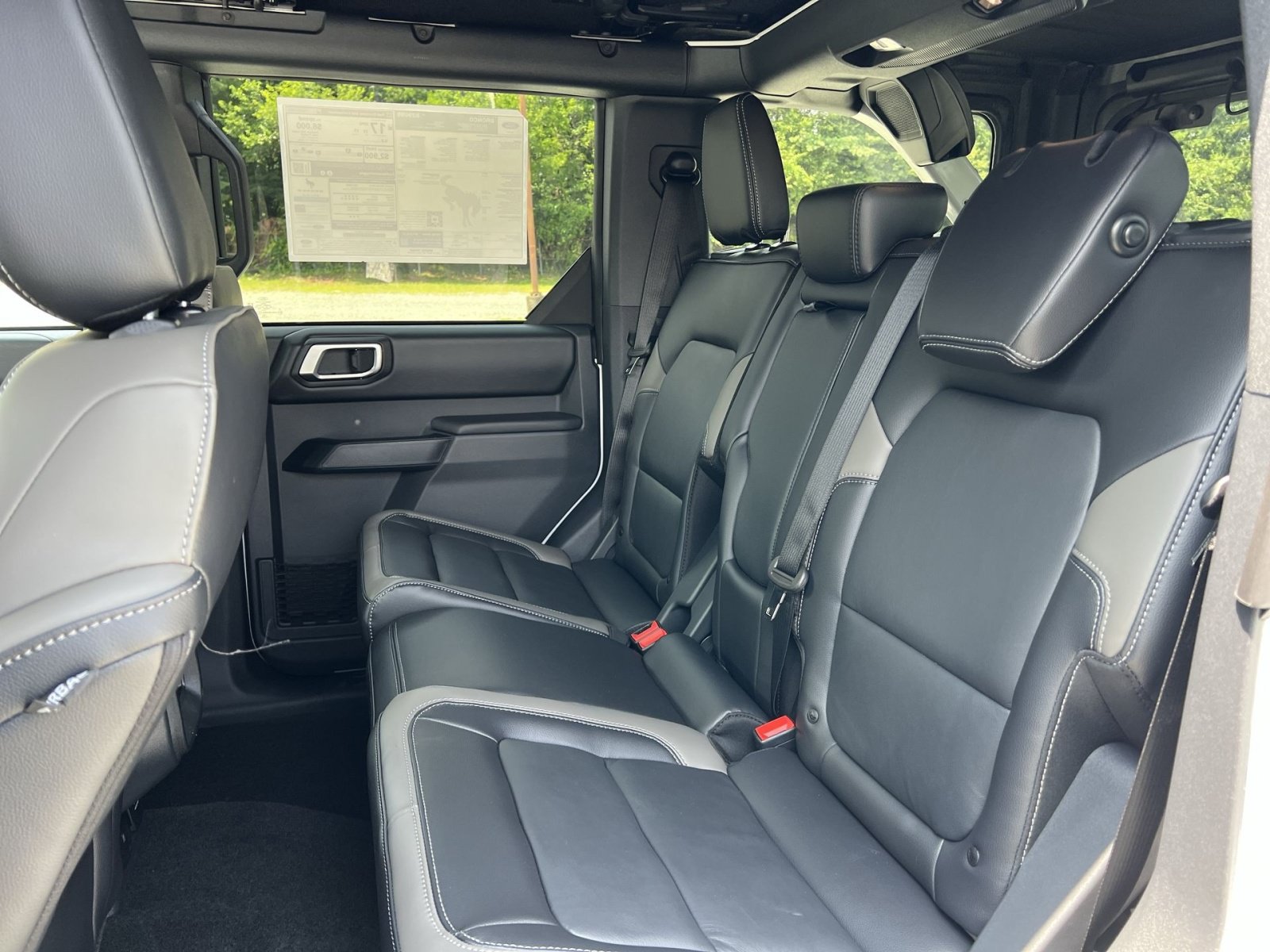 New 2026 Ford Bronco Outer Banks w/ Sasquatch Package AWD/4WD image 24