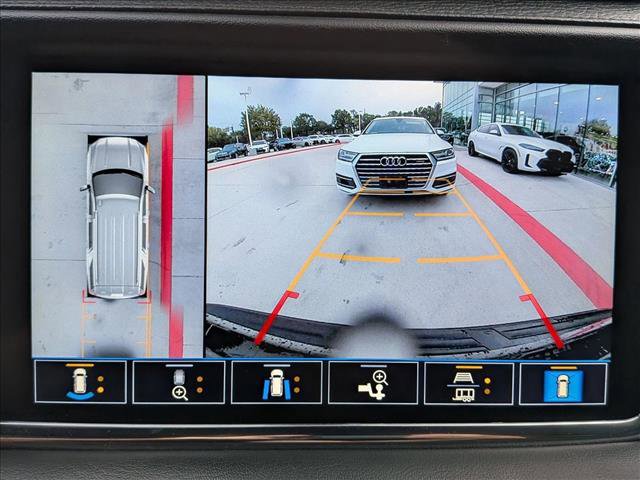 Used 2021 GMC Yukon XL Denali w/ Denali Premium Package image 13