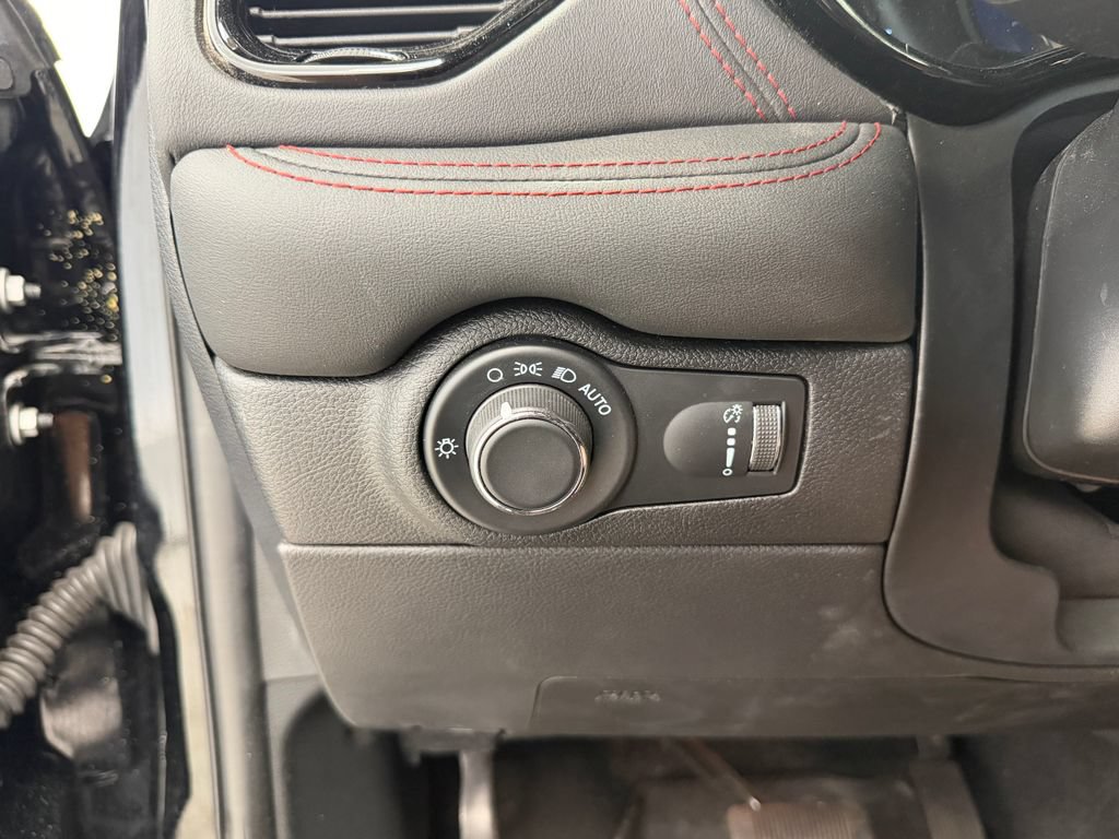Certified 2024 Dodge Durango R/T AWD/4WD image 33
